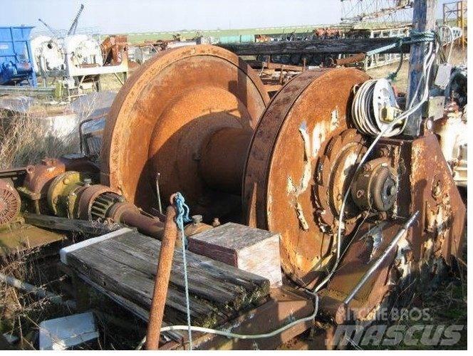  Spil - vægt ca. 7 ton Guinchos elevação, guinchos e elevadores materiais