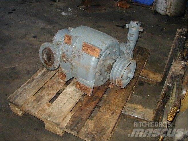  Svanehøj pumpe no. 4060 Bombas de água