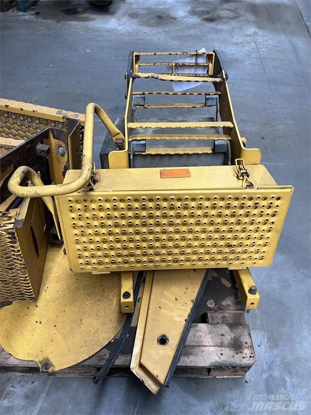  Trappe, Volvo L90E Outros componentes