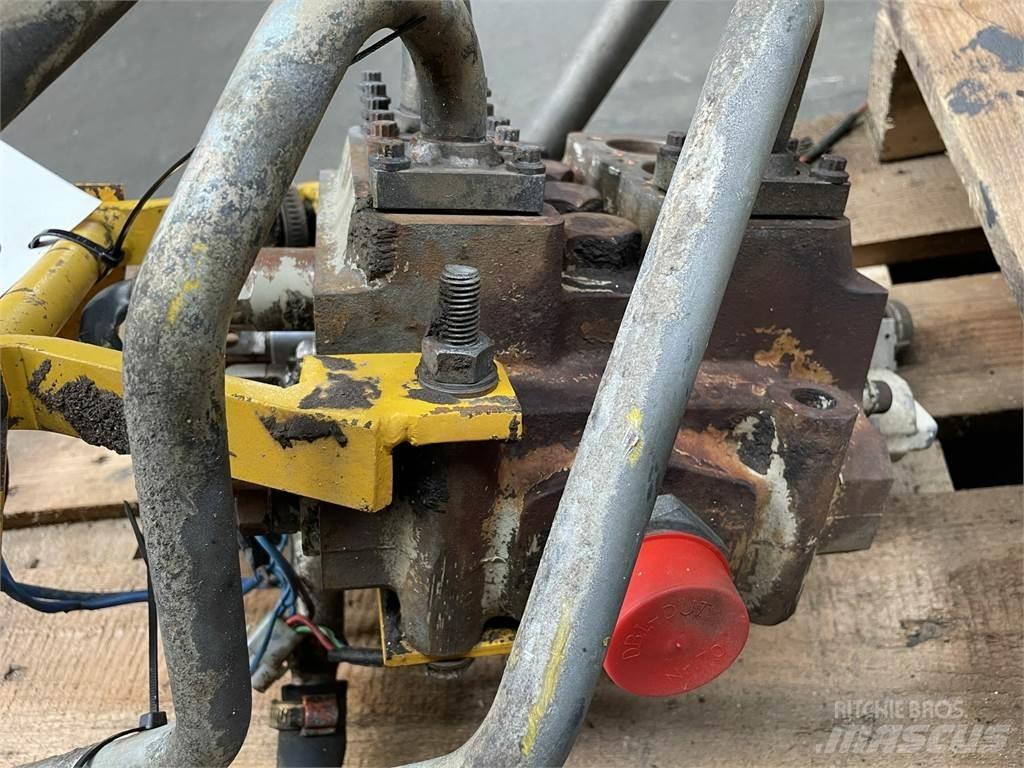 Volvo 4400 hovedventilblok Hidráulica