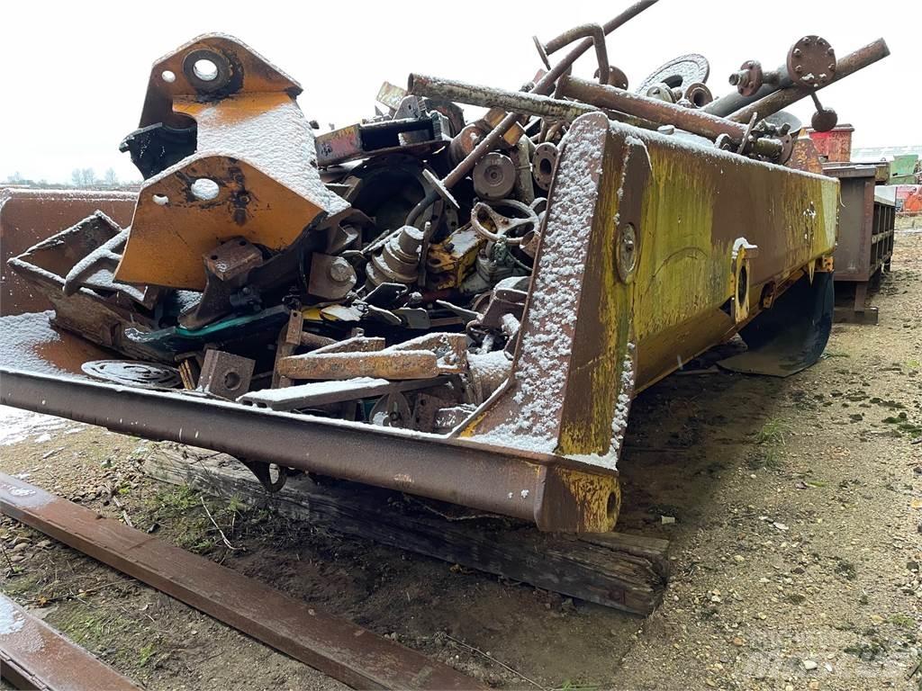Volvo A25D dumperkasse Dumpers de obras