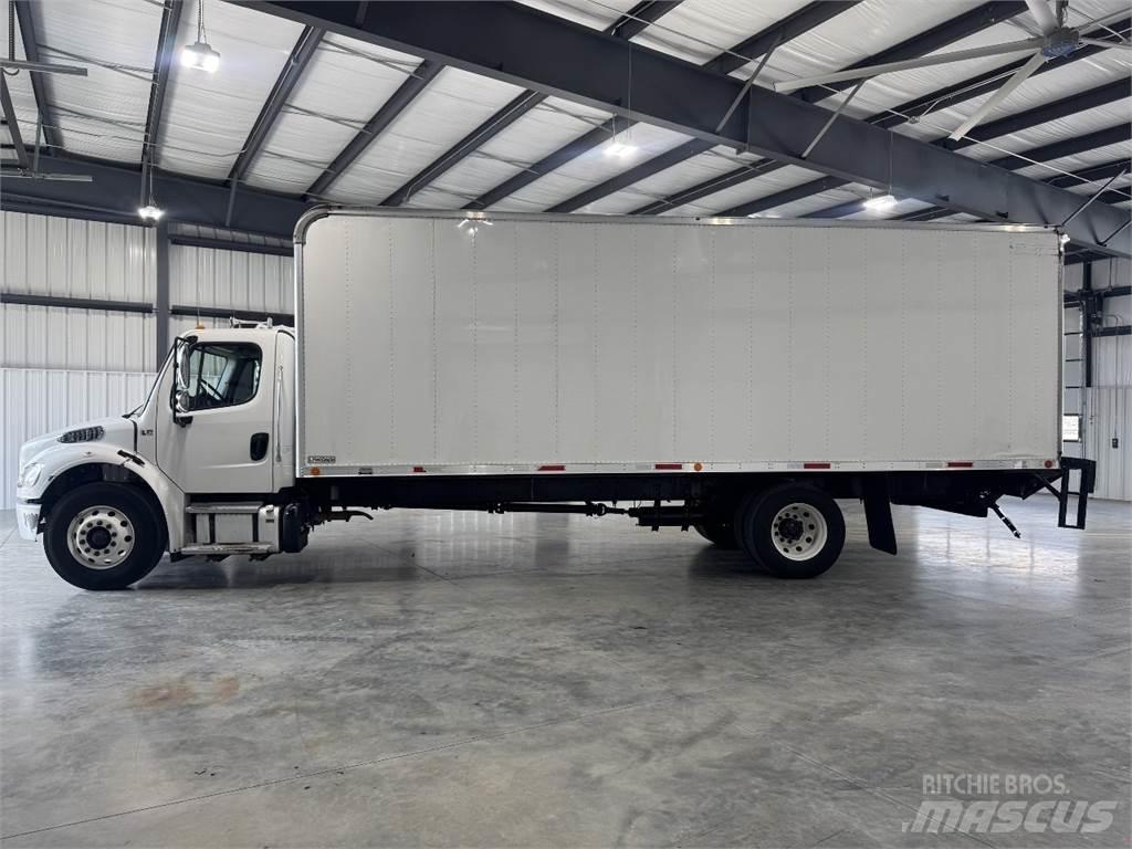Freightliner M2106 Camiões de caixa fechada