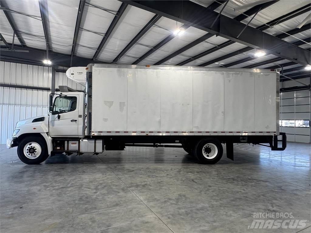 Hino 268 Camiões caixa temperatura controlada