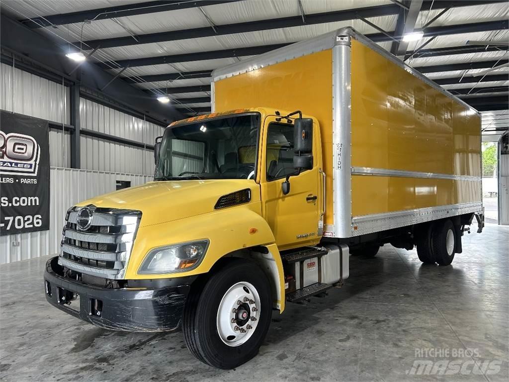 Hino 268 Camiões de caixa fechada