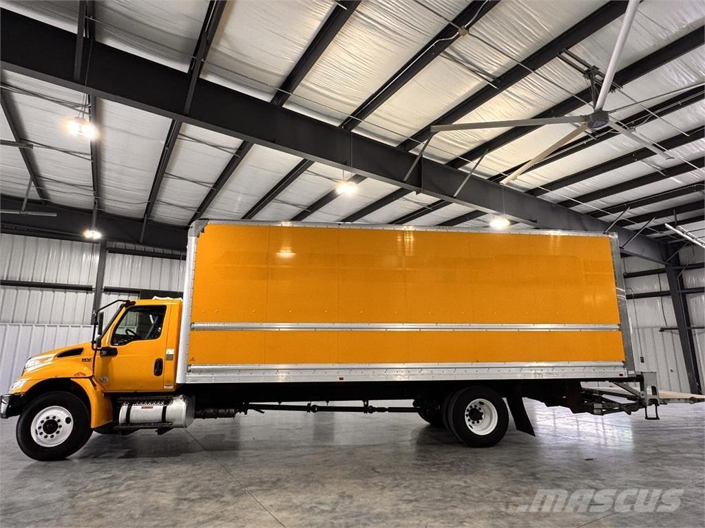 International MV607 Camiões de caixa fechada