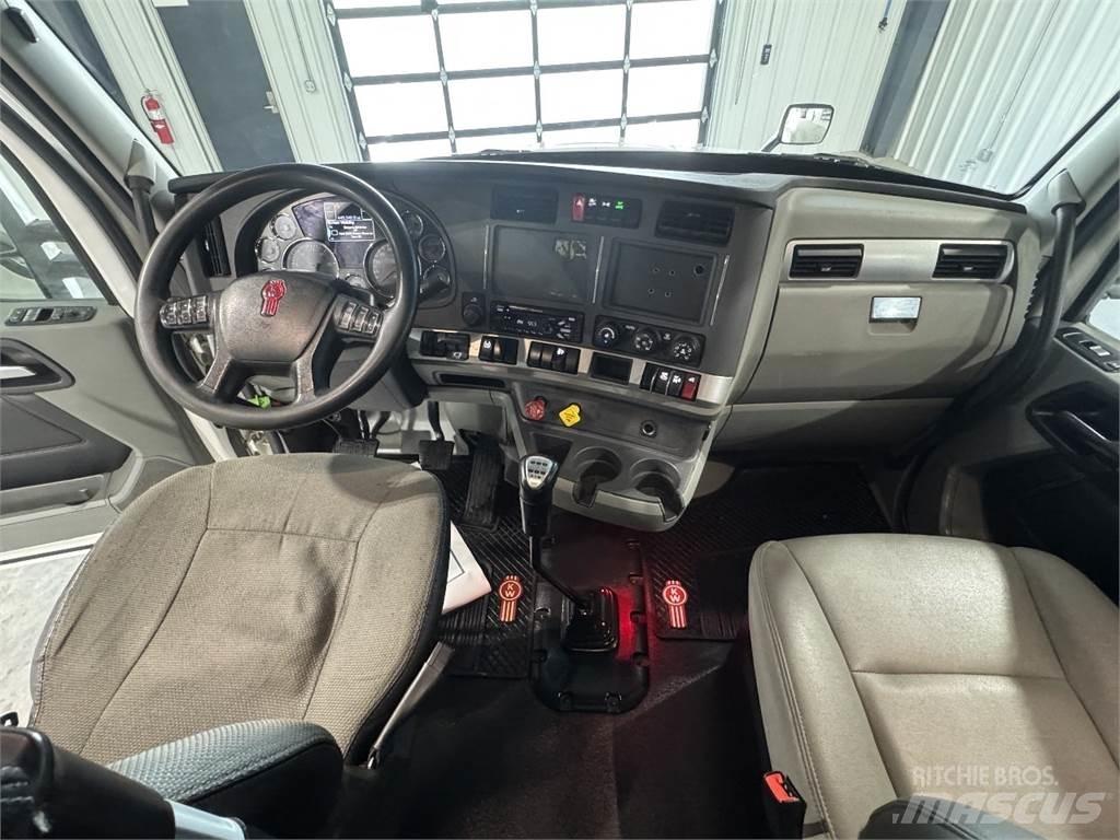 Kenworth T680 Tractores (camiões)