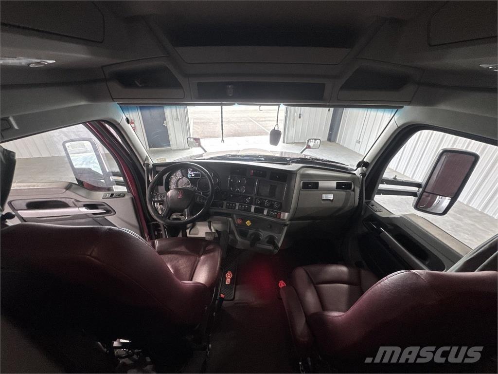 Kenworth T680 Tractores (camiões)