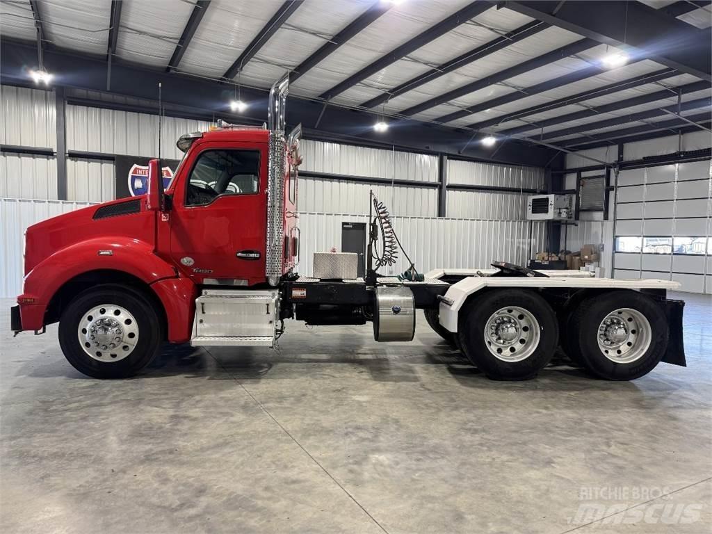 Kenworth T880 Tractores (camiões)