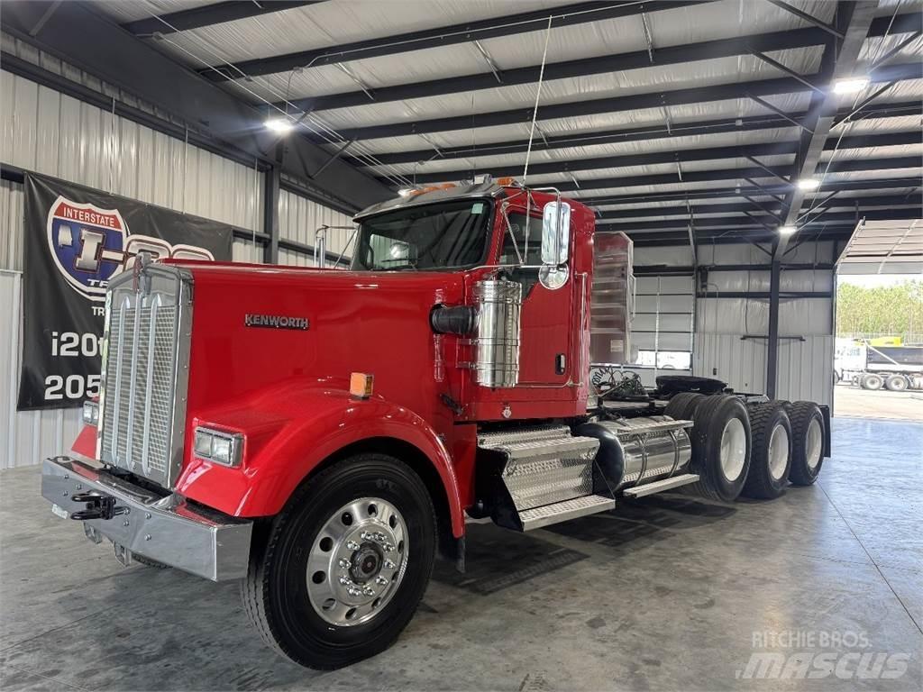 Kenworth W900 Tractores (camiões)