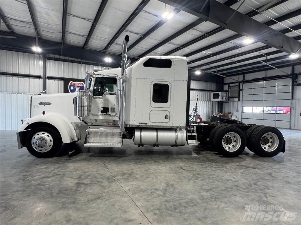 Kenworth W900 Tractores (camiões)