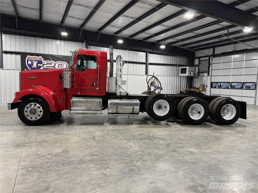 Kenworth W900L Tractores (camiões)