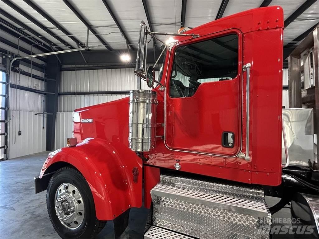 Kenworth W900L Tractores (camiões)