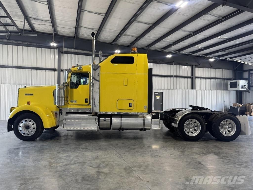 Kenworth W900L Tractores (camiões)
