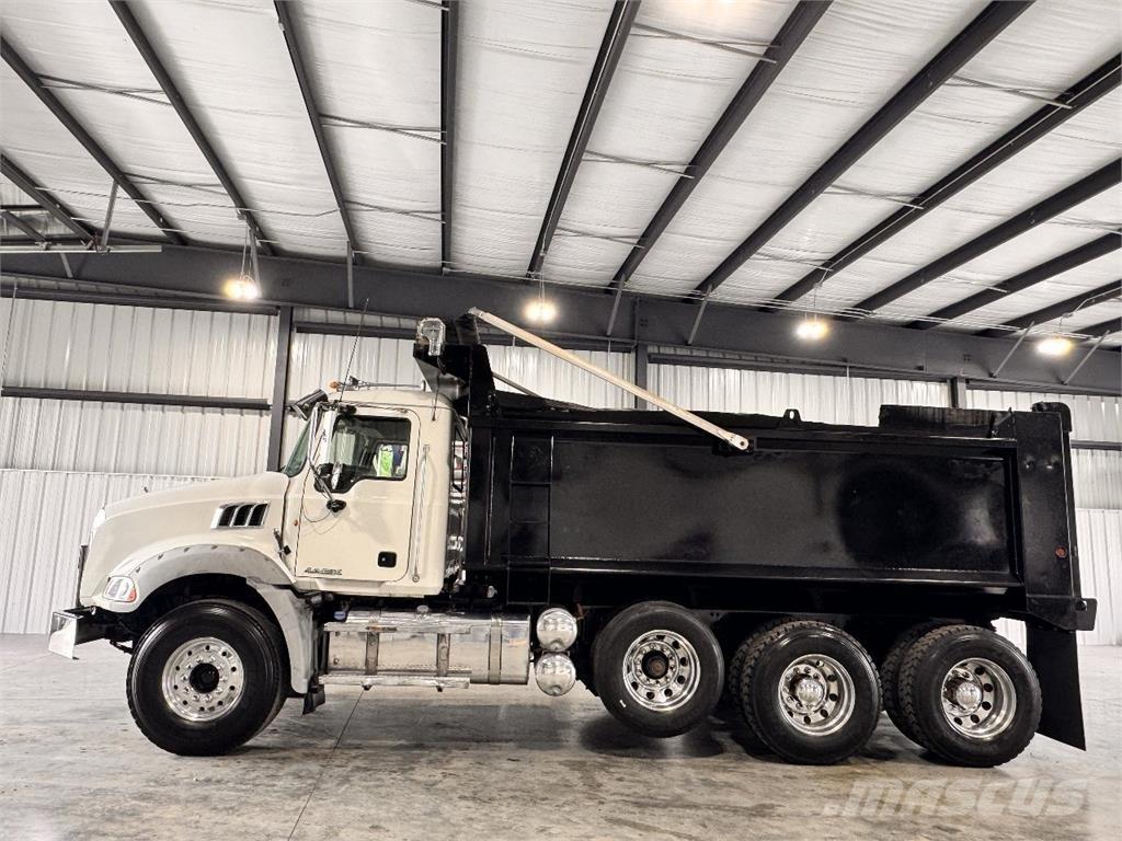 Mack Granite Camiões basculantes