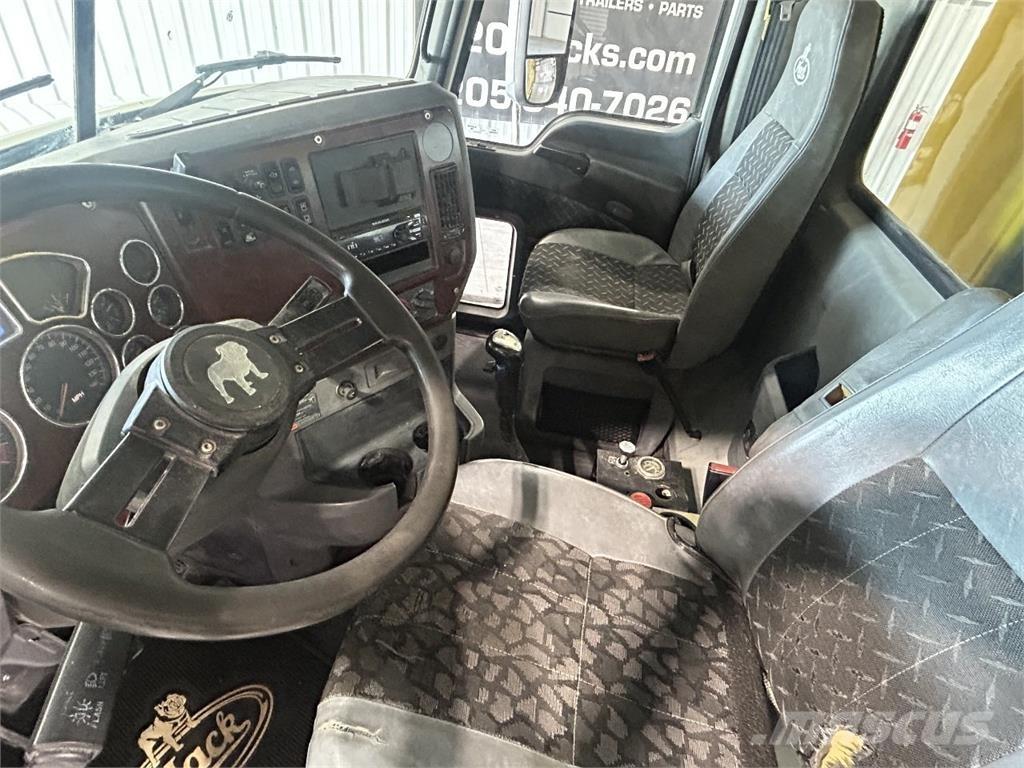 Mack Granite Camiões basculantes