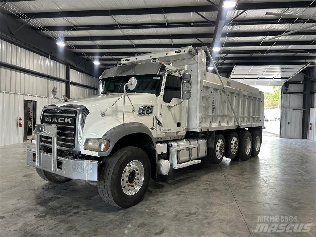 Mack GU713 Camiões basculantes