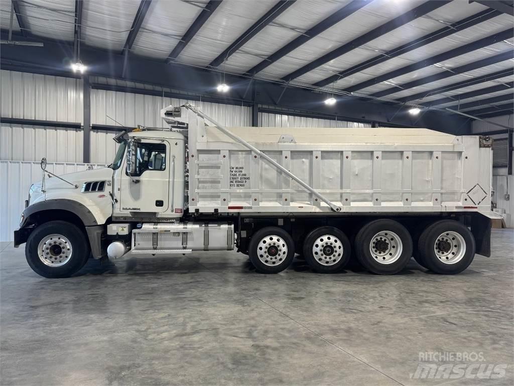 Mack GU713 Camiões basculantes
