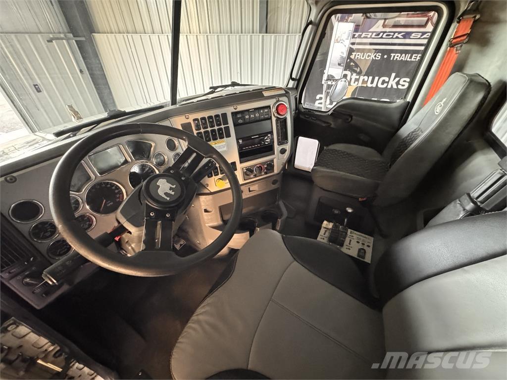 Mack GU813 Camiões porta-contentores