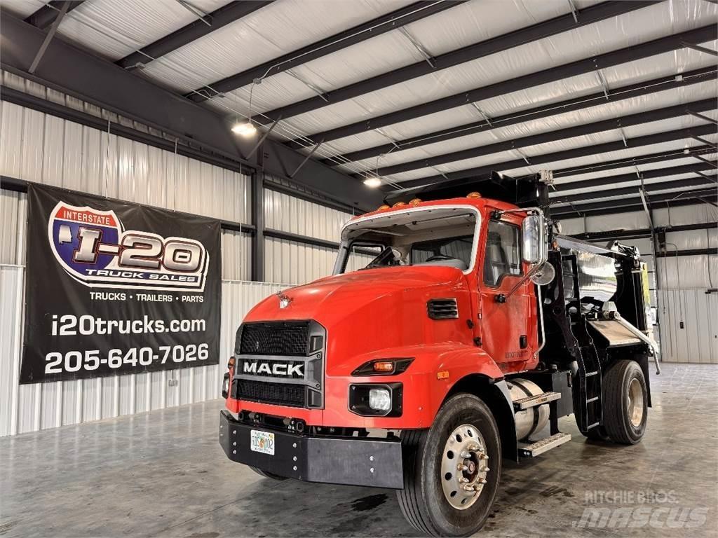 Mack MD6 Camiões basculantes