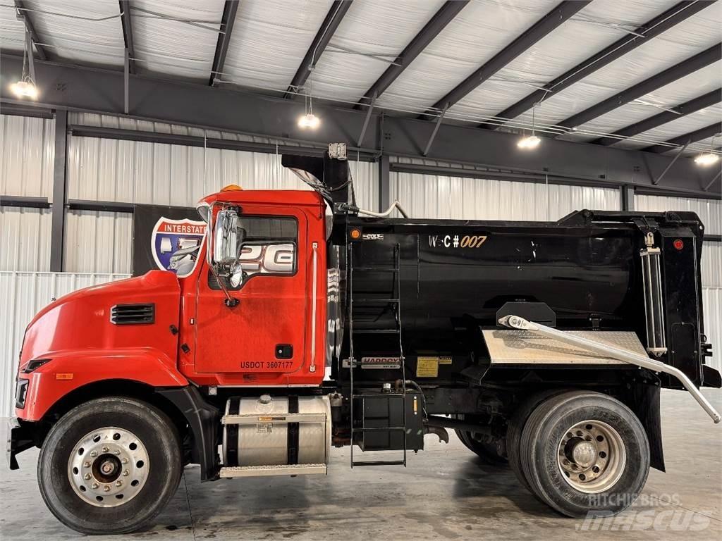 Mack MD6 Camiões basculantes