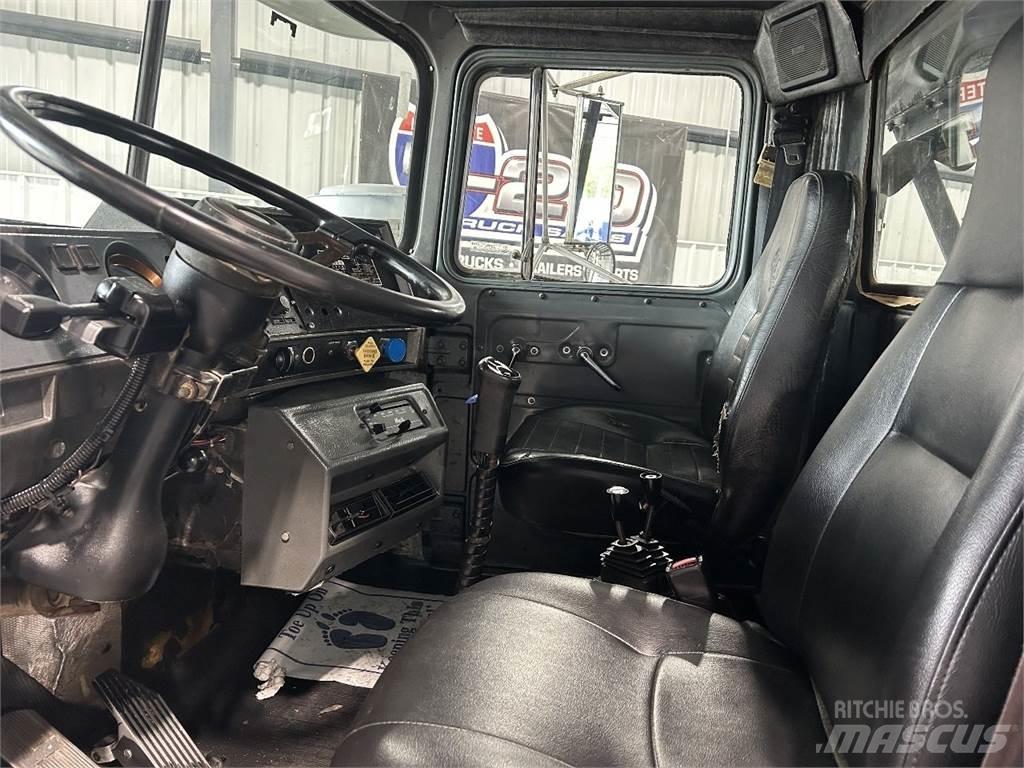 Mack RD688S Camiões porta-contentores