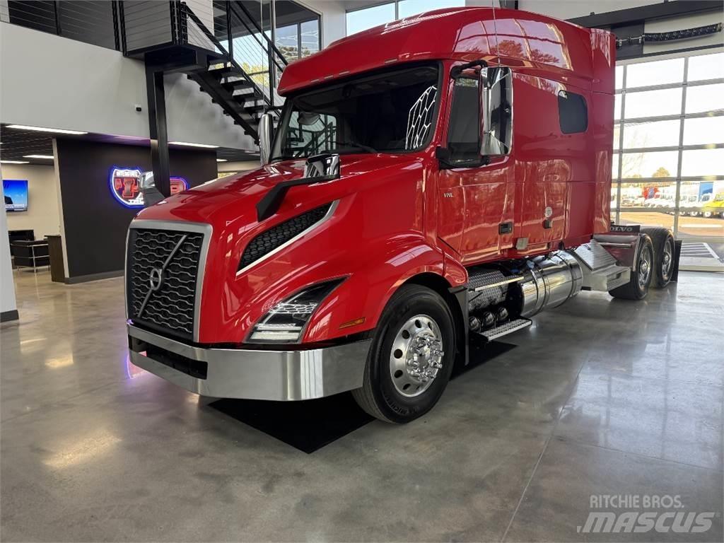 Volvo VNL64T740 Tractores (camiões)