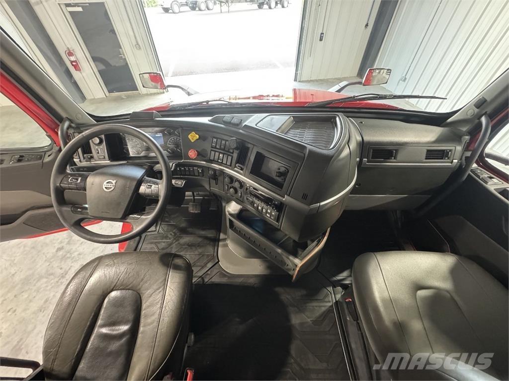 Volvo VNL64T740 Tractores (camiões)