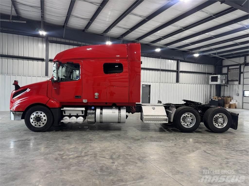 Volvo VNL64T740 Tractores (camiões)
