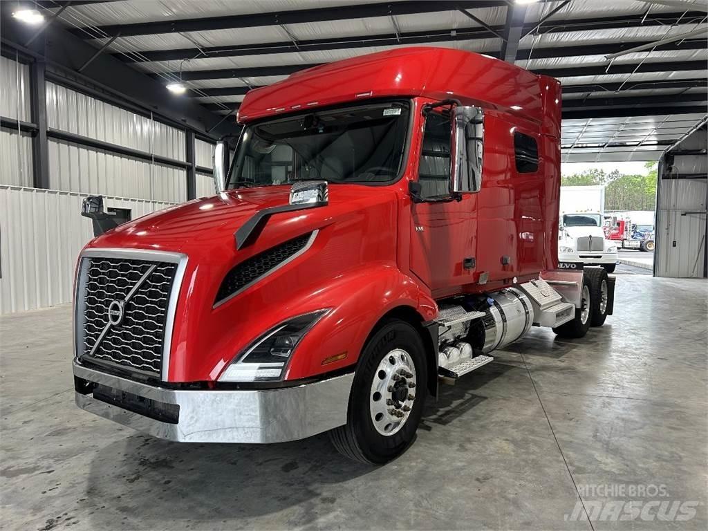 Volvo VNL64T740 Tractores (camiões)