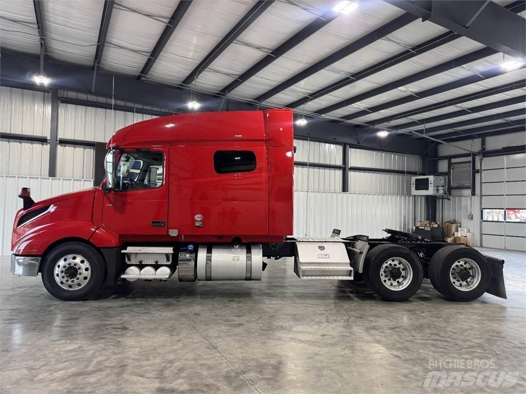 Volvo VNL64T740 Tractores (camiões)