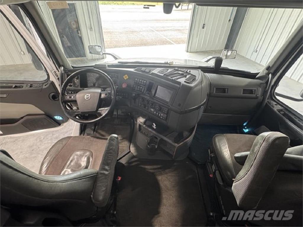 Volvo VNL860 Tractores (camiões)