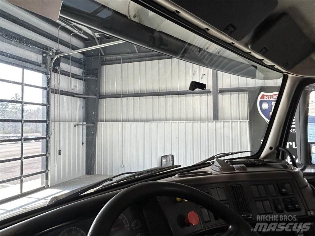 Volvo VNM Tractores (camiões)