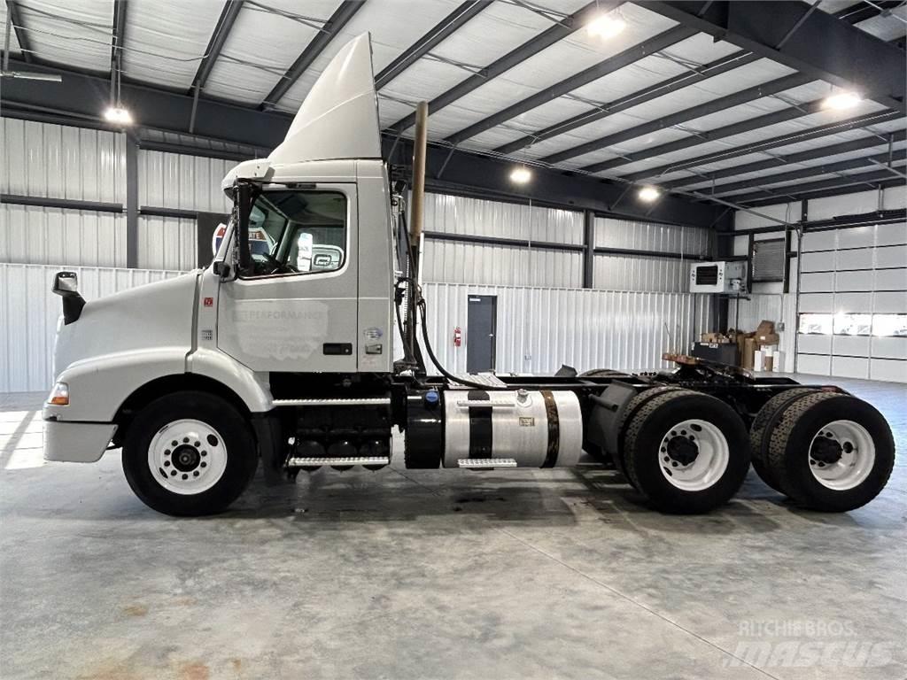 Volvo VNM Tractores (camiões)