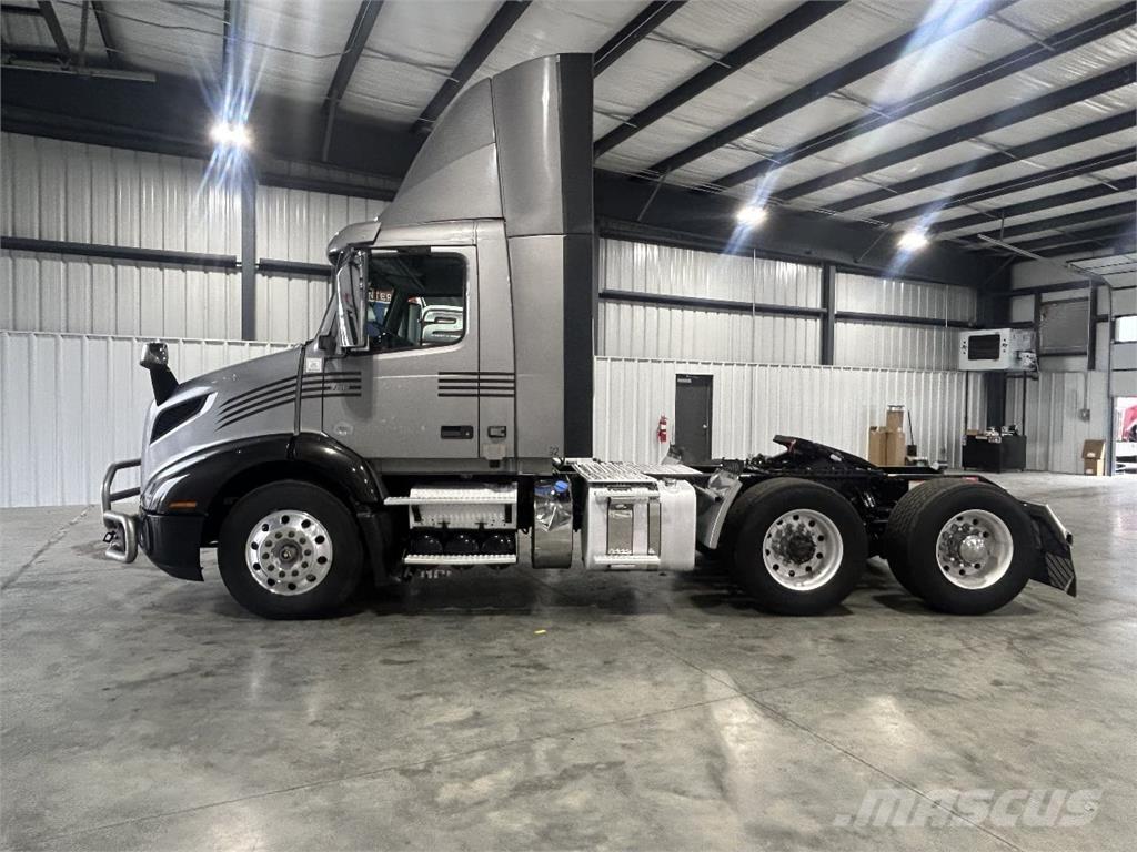 Volvo VNR Tractores (camiões)