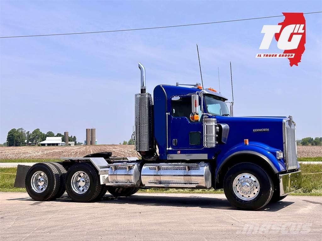 Kenworth W900 Tractores (camiões)