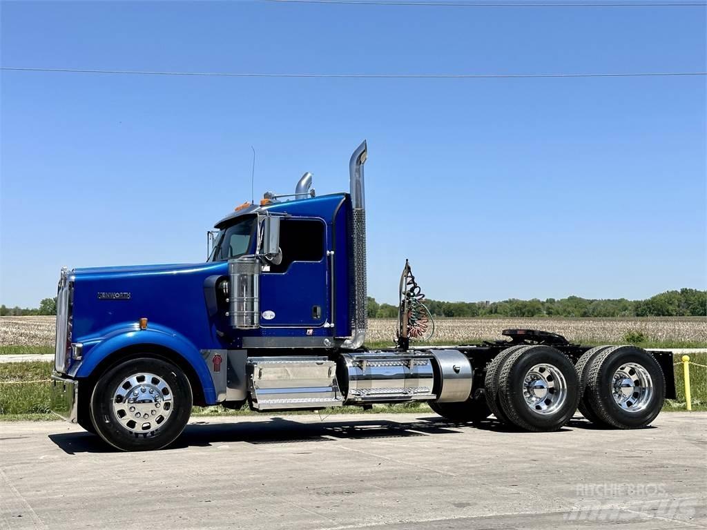 Kenworth W900 Tractores (camiões)
