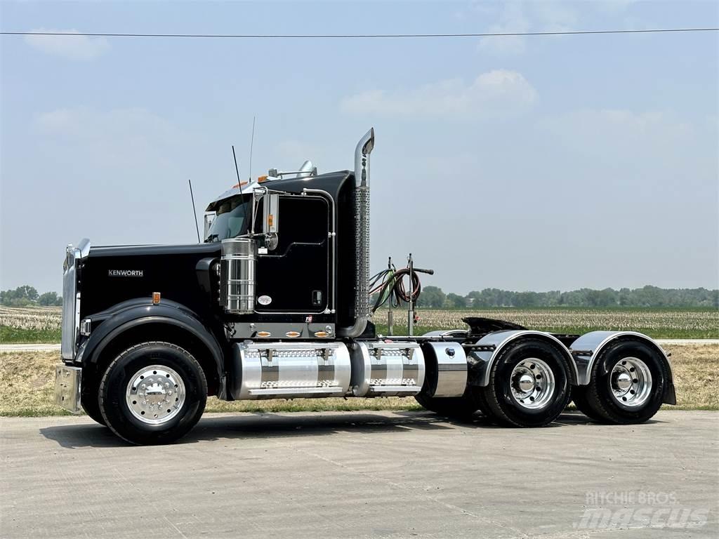 Kenworth W900 Tractores (camiões)