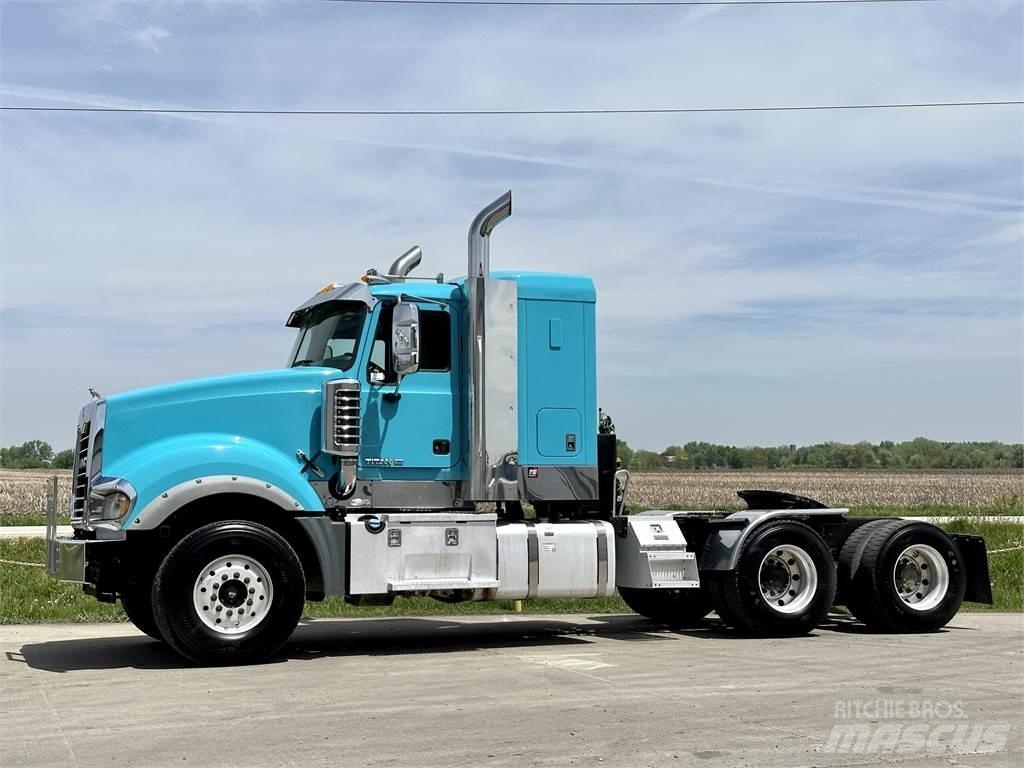 Mack Titan TD713 Tractores (camiões)