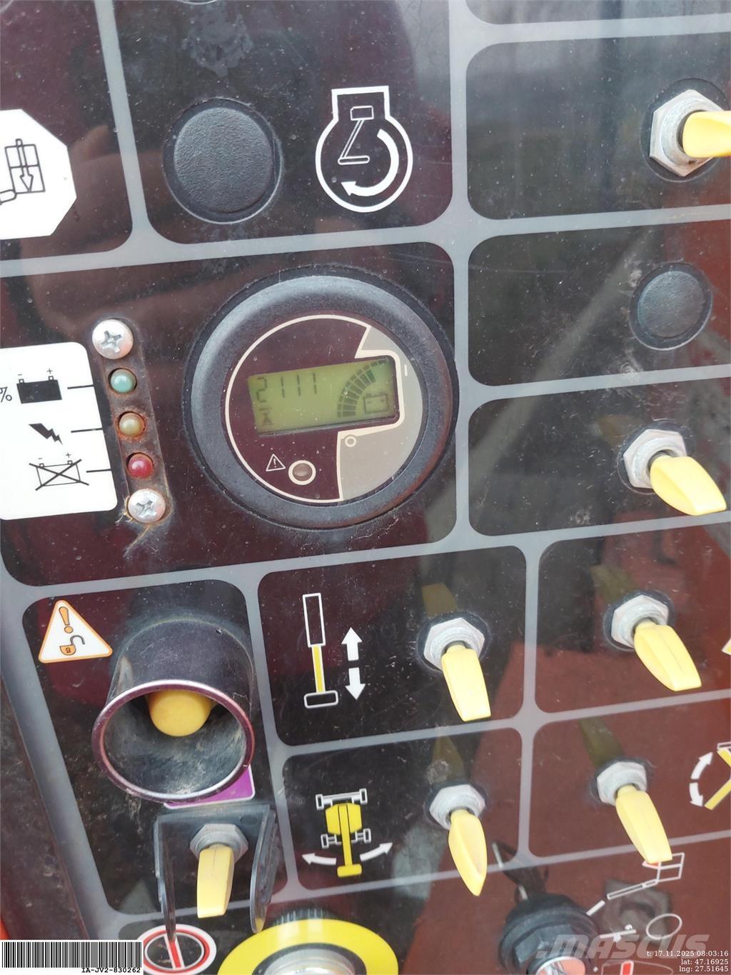 JLG E450AJ Elevadores braços articulados