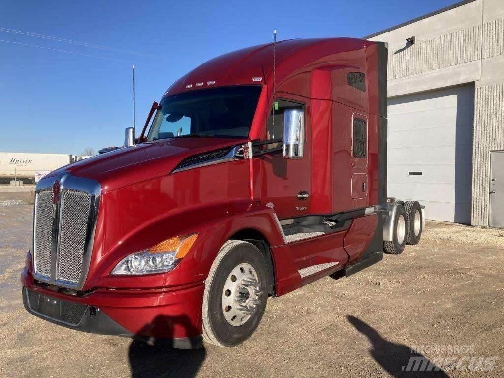 Kenworth T680 Tractores (camiões)