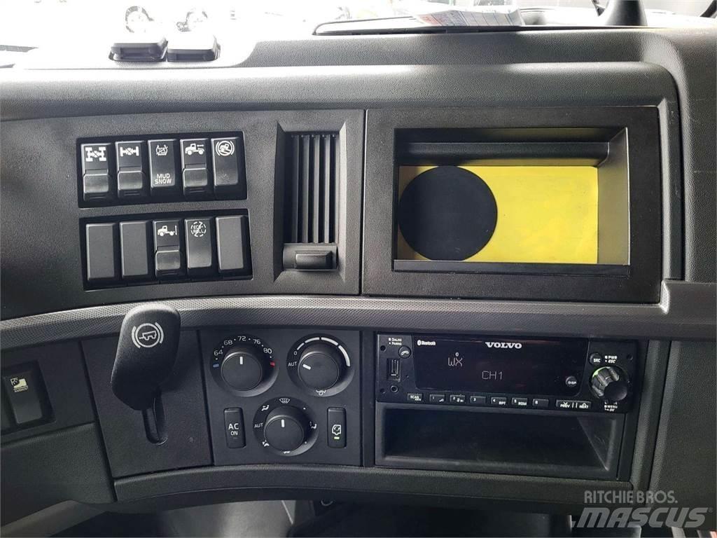 Volvo VNL 760 Camiões de chassis e cabine