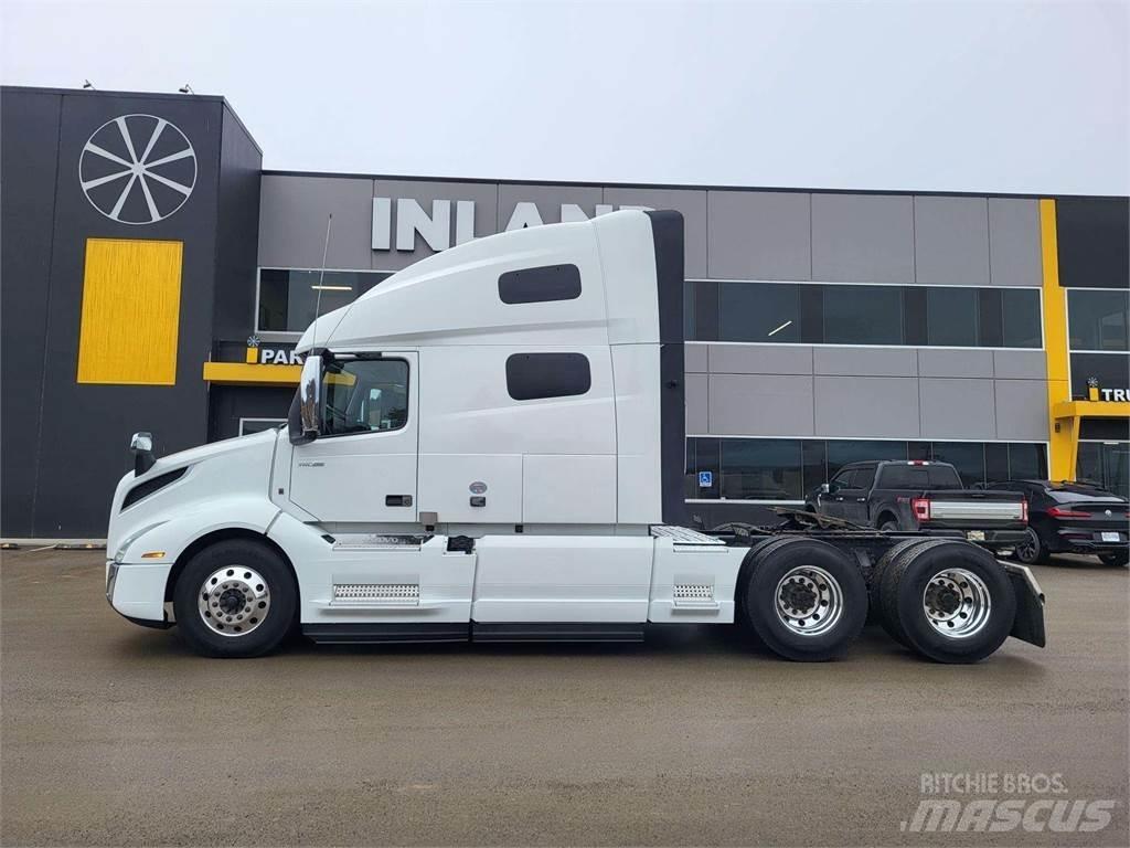 Volvo VNL 760 Camiões de chassis e cabine