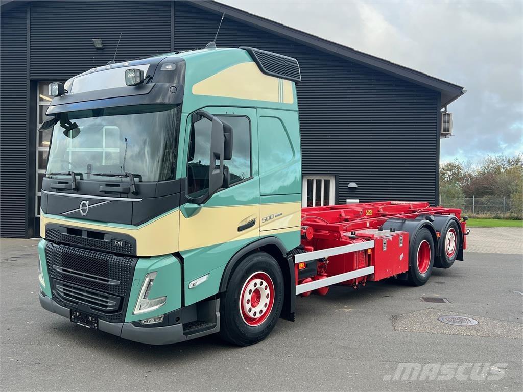 Volvo FM500 Globe Camiões caixa desmontável com elevador de cabo