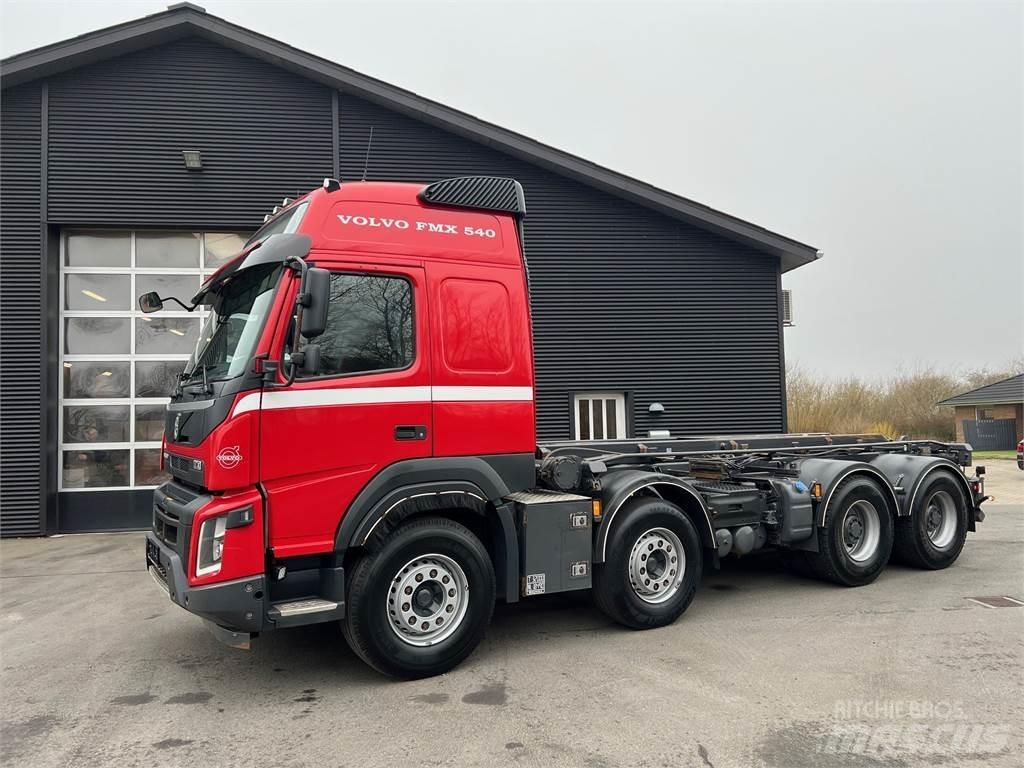 Volvo FMX540 Globe Camiões caixa desmontável com elevador de cabo