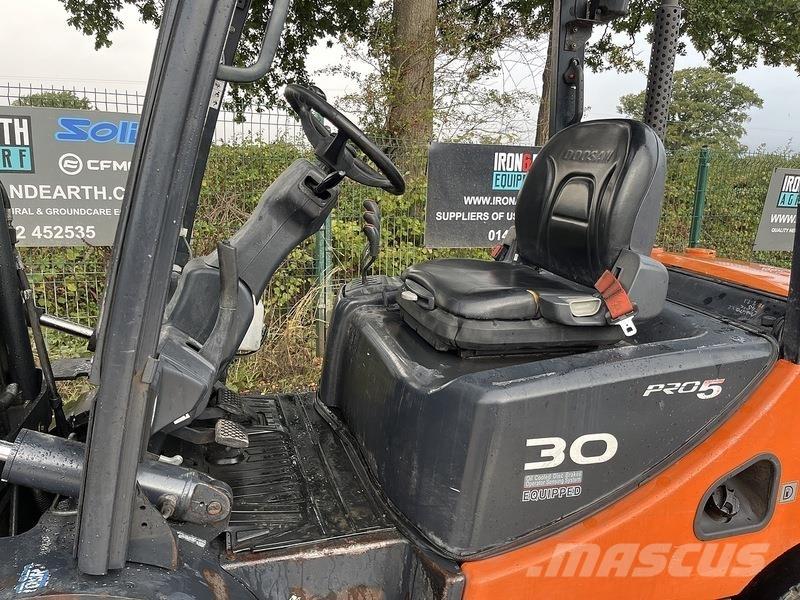 Doosan D30S-5 Empilhadores - Outros