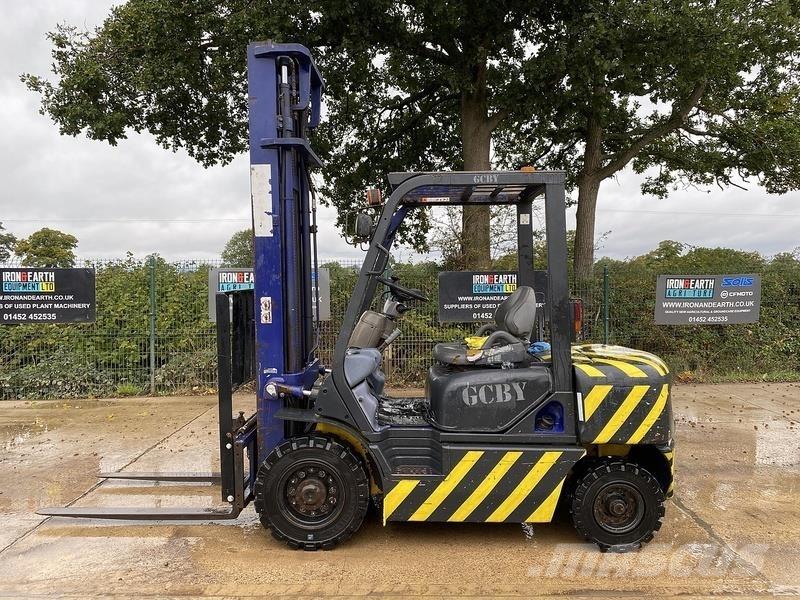 Komatsu FD25T-12 Empilhadores - Outros