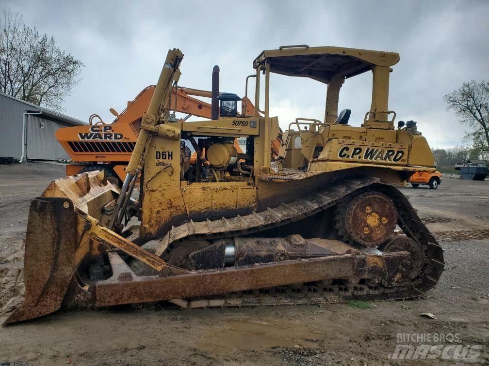 CAT D6H Dozers - Tratores rastos