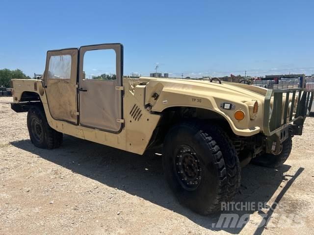AM General  Pick up de caixa aberta