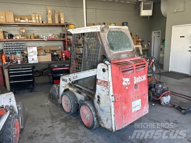 Bobcat 463 Carregadoras de direcção deslizante
