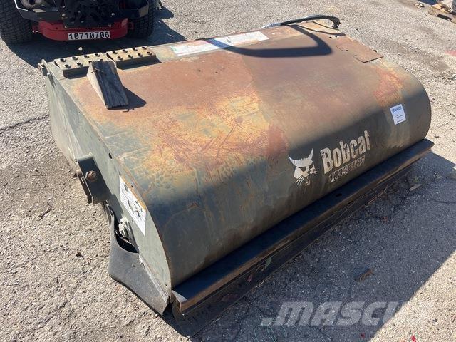 Bobcat 72 Varredoras